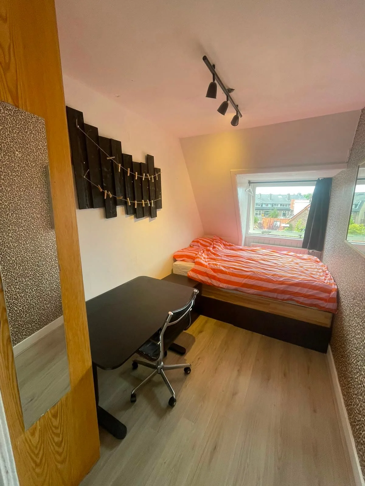 Foto van de Kamer gelegen aan de Van der Heimstraat in Delft