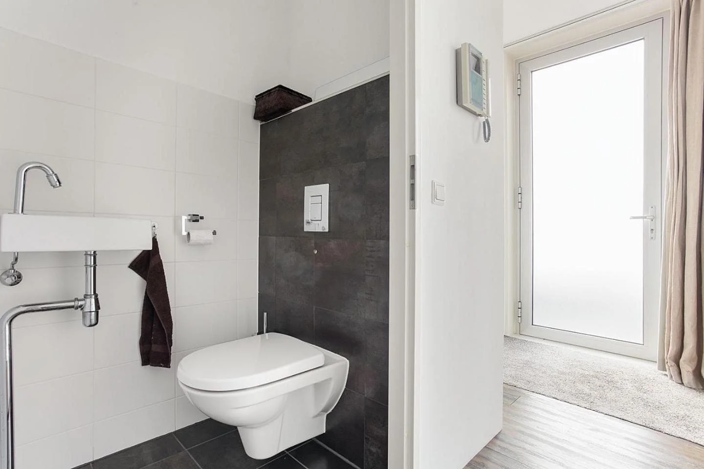 Foto van de Kamer gelegen aan de Maashavenstraat in Rotterdam
