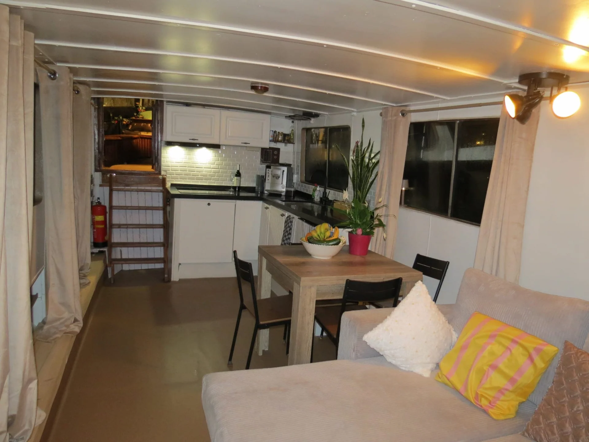Foto van de Appartement gelegen aan de Zaanweg in Wormerveer