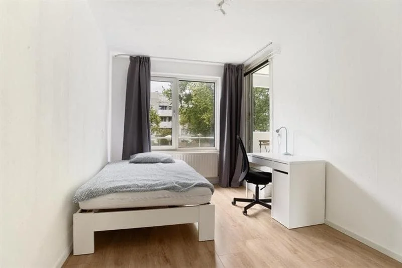 Foto van de Appartement gelegen aan de Bernard Shawsingel in Amsterdam