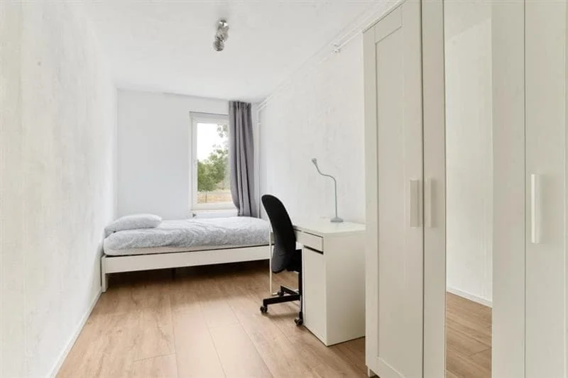 Foto van de Appartement gelegen aan de Bernard Shawsingel in Amsterdam