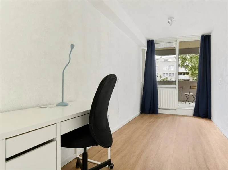 Foto van de Appartement gelegen aan de Bernard Shawsingel in Amsterdam