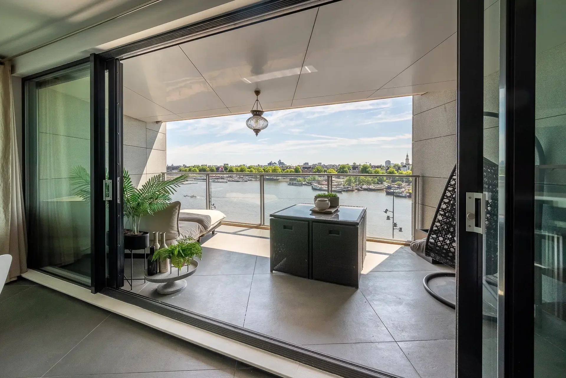 Foto van de Appartement gelegen aan de Willem Frederik Hermansstraat in Amsterdam