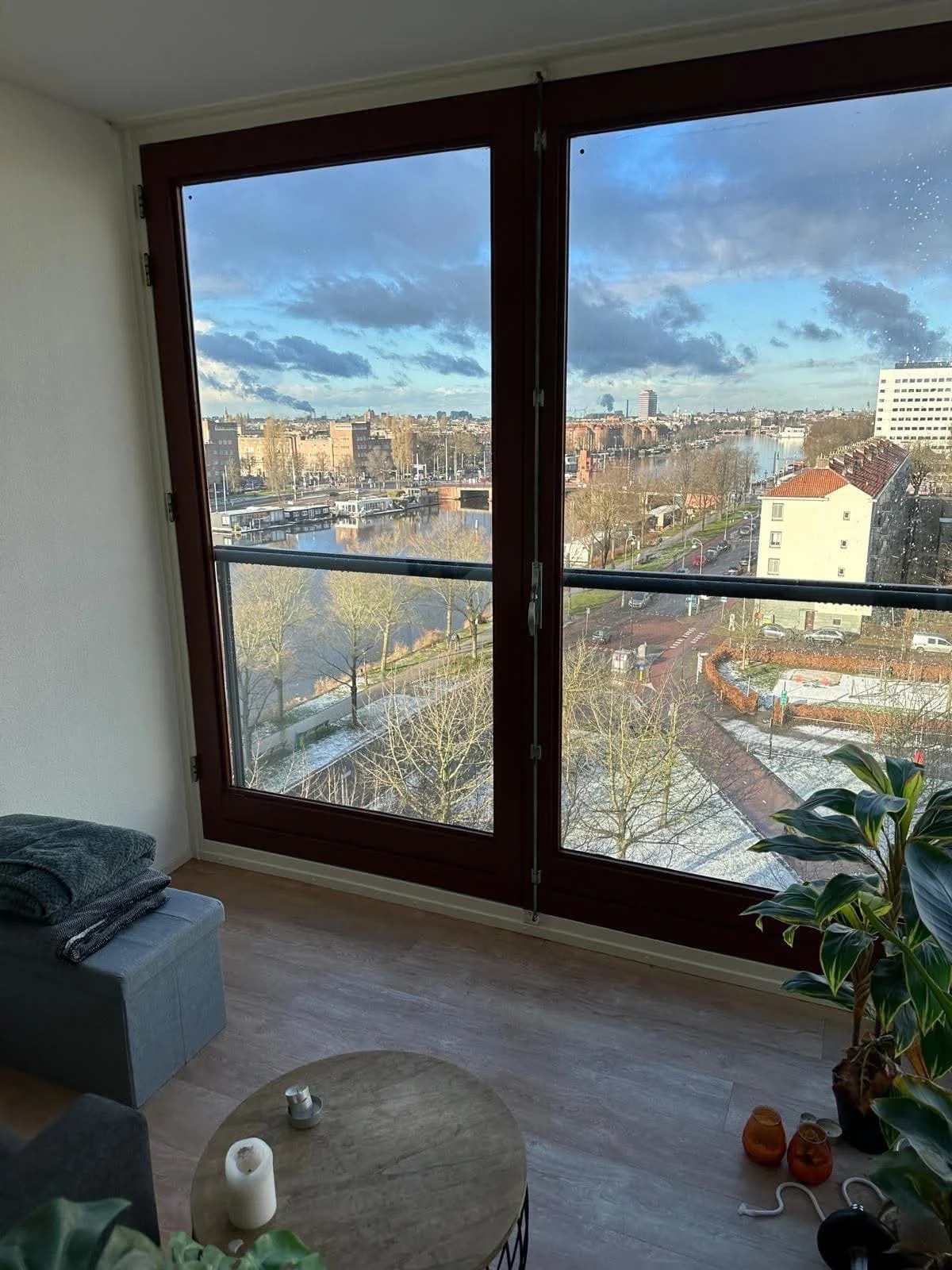 Foto van de Kamer gelegen aan de Omval in Amsterdam