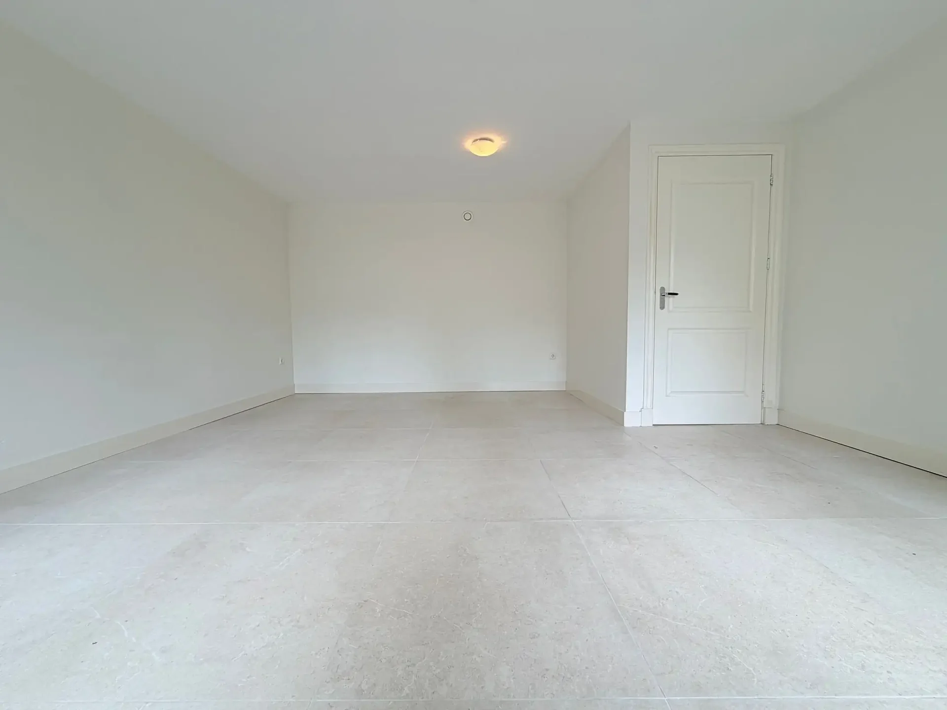 Foto van de Appartement gelegen aan de 's-Gravendijkwal in Rotterdam