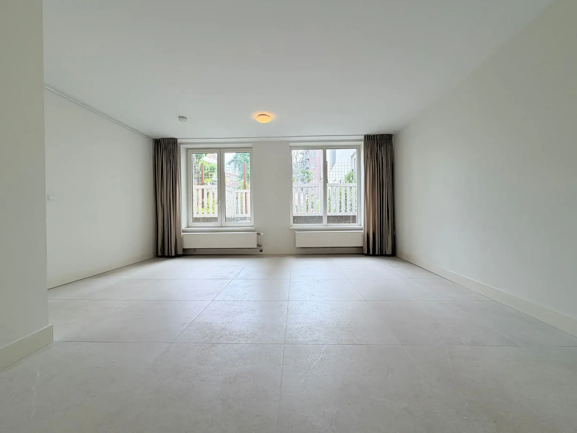 Foto van de Appartement gelegen aan de 's-Gravendijkwal in Rotterdam