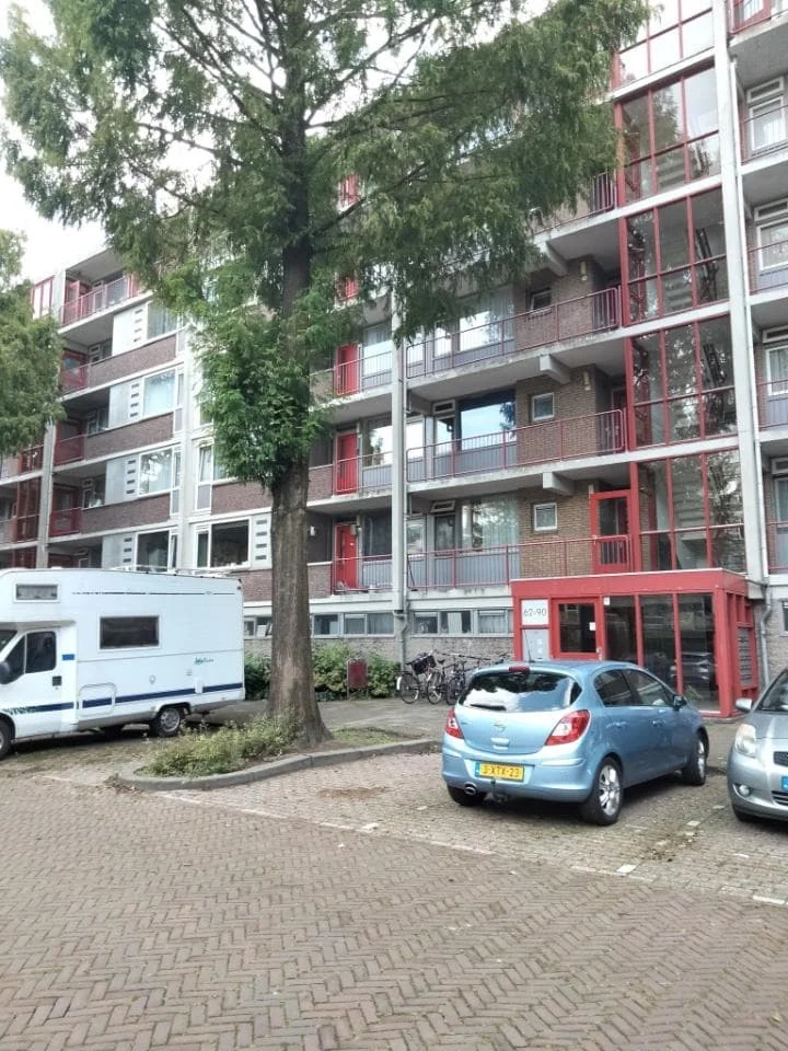 Foto van de Kamer gelegen aan de Burgemeester Velthuijsenlaan in Leidschendam