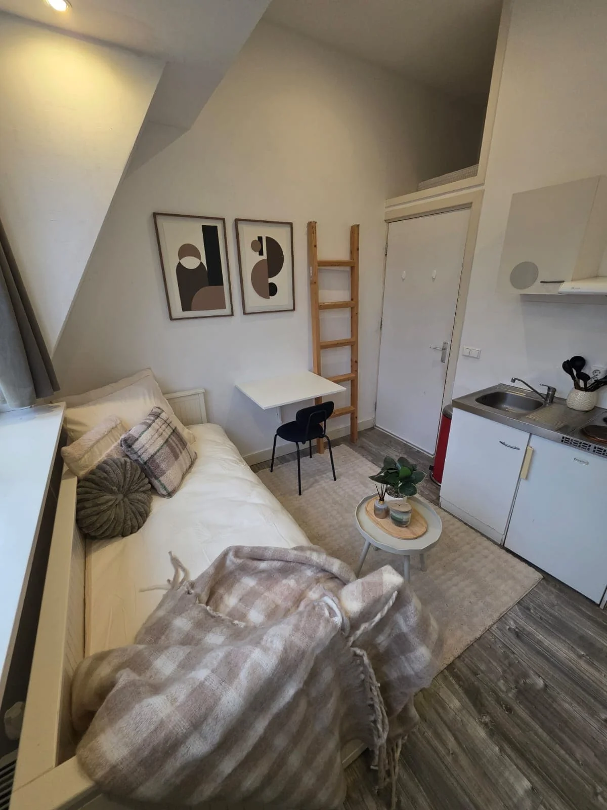 Foto van de Studio gelegen aan de Daendelsstraat in Utrecht