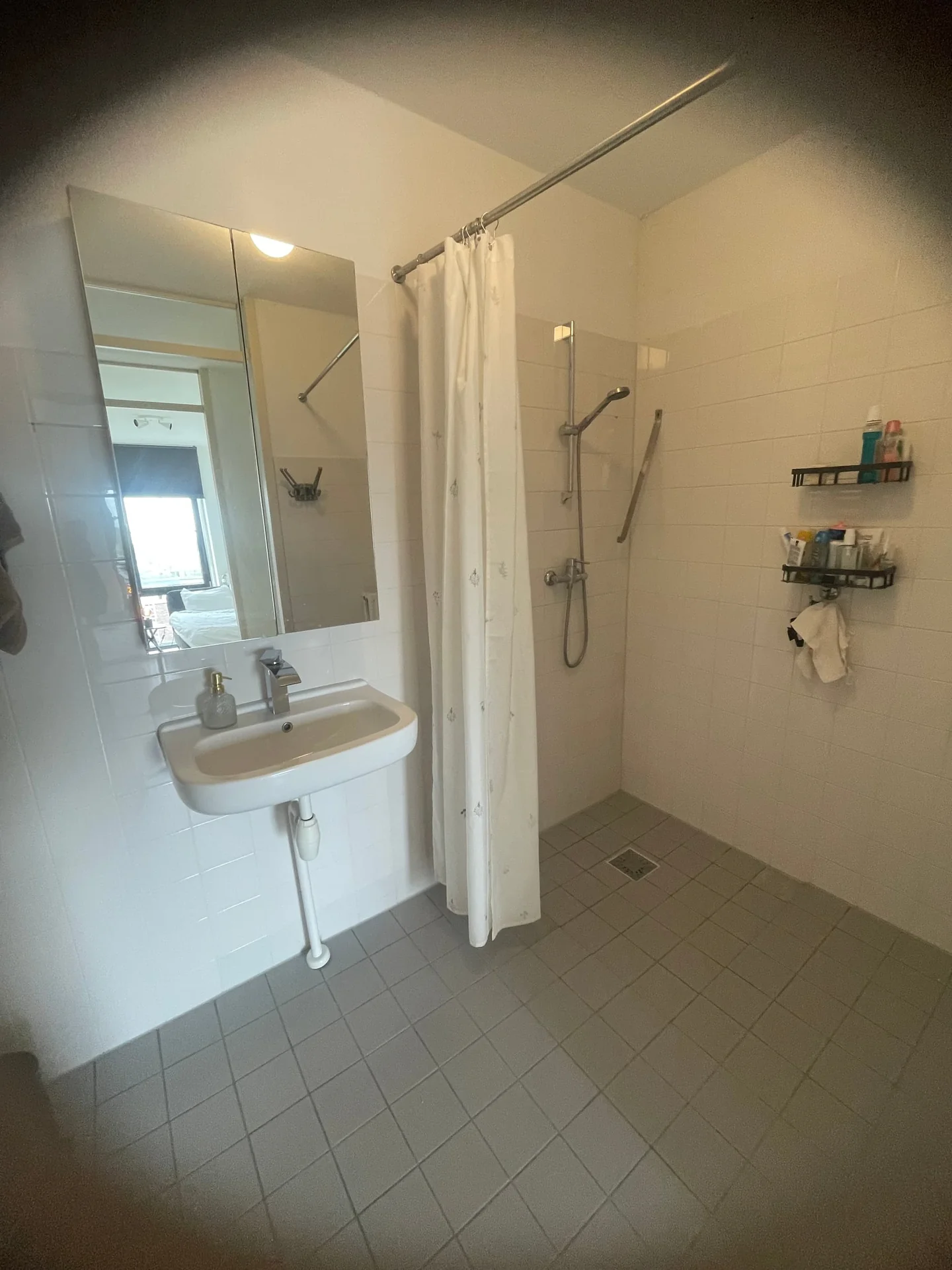 Foto van de Kamer gelegen aan de Theo Frenkelhof in Amsterdam