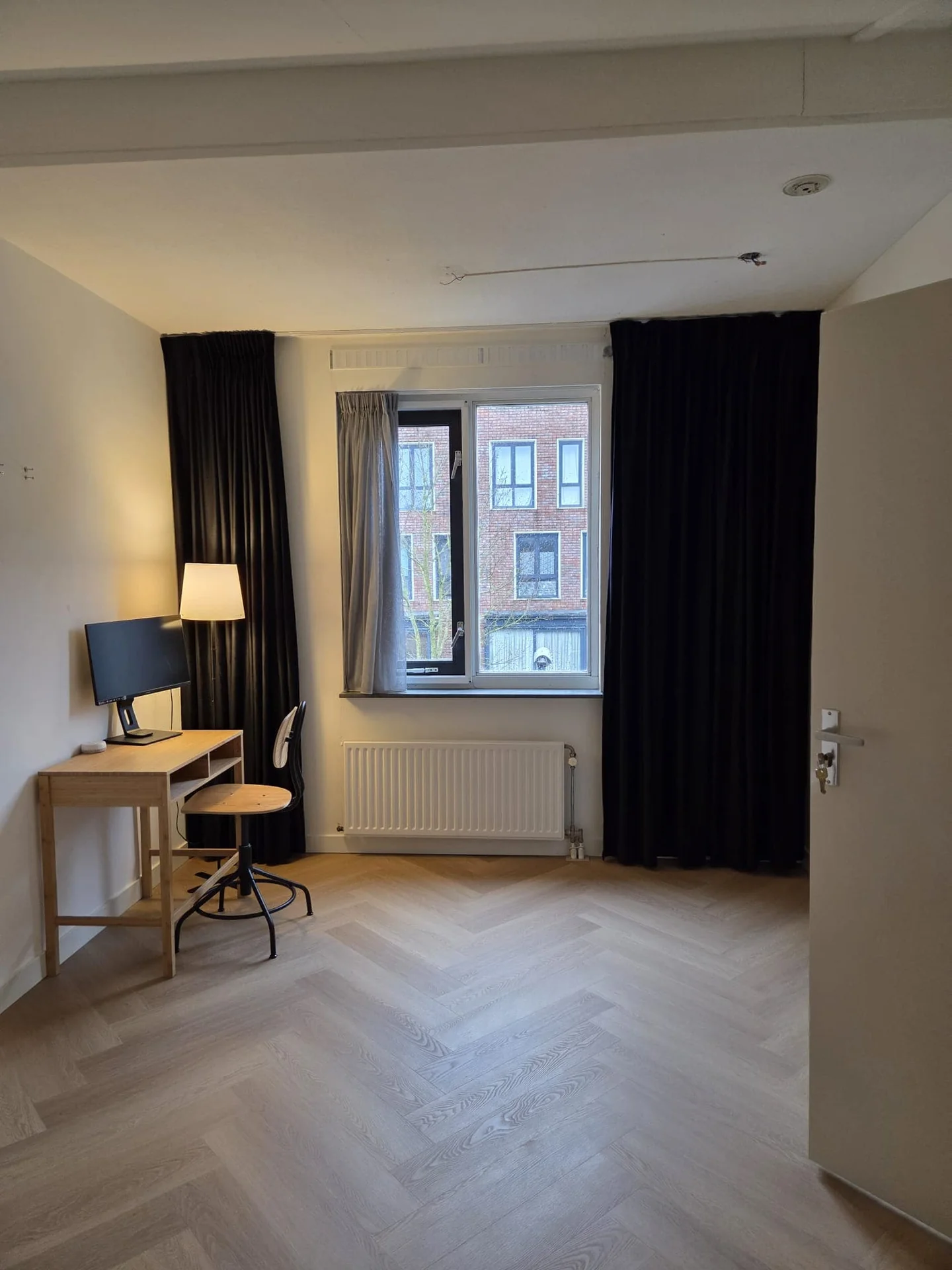 Foto van de Studio gelegen aan de Claus van Amsbergstraat in Amsterdam