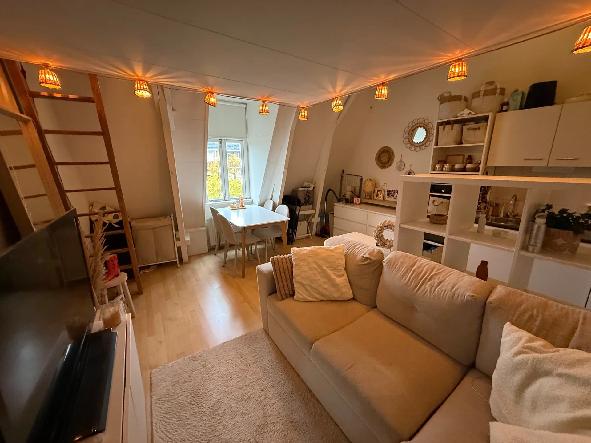 Foto van de Kamer gelegen aan de Gedempte Zuiderdiep in Groningen