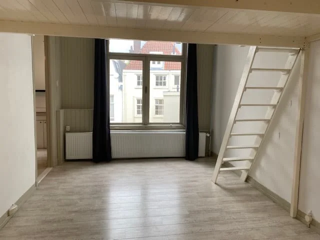 Foto van de Studio gelegen aan de Oudezijds Voorburgwal in Amsterdam