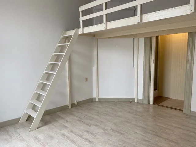 Foto van de Studio gelegen aan de Oudezijds Voorburgwal in Amsterdam