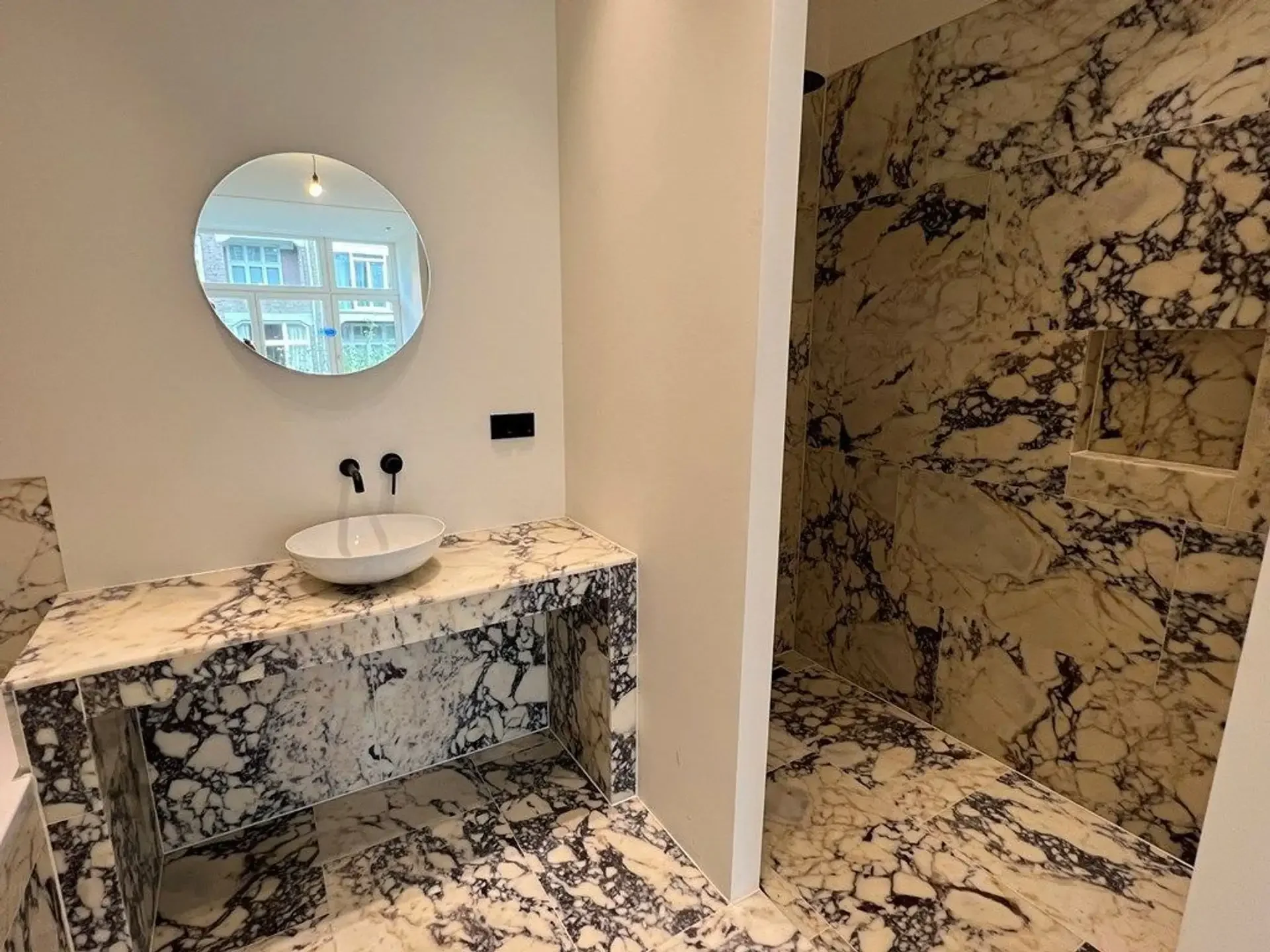 Foto van de Appartement gelegen aan de Johannes Verhulststraat in Amsterdam