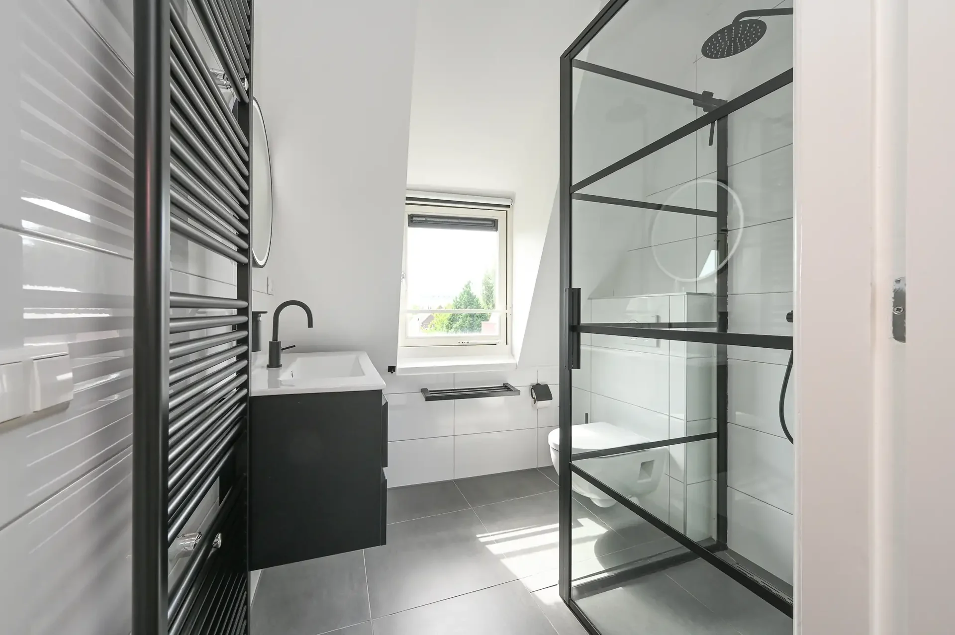 Foto van de Appartement gelegen aan de Hoevestraat in Rotterdam