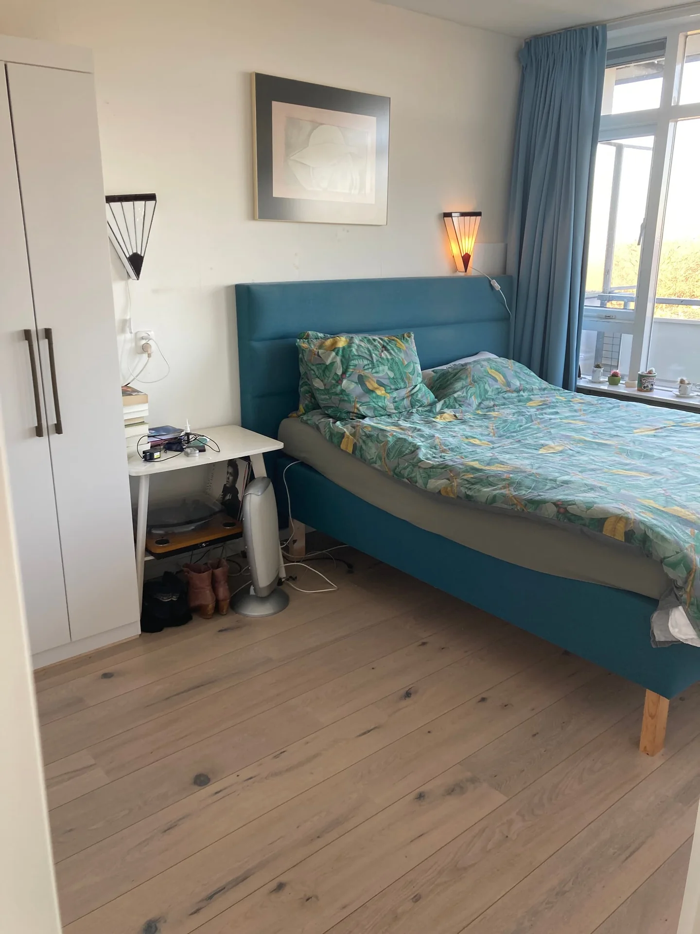 geblurde versie van de foto als achtergrond