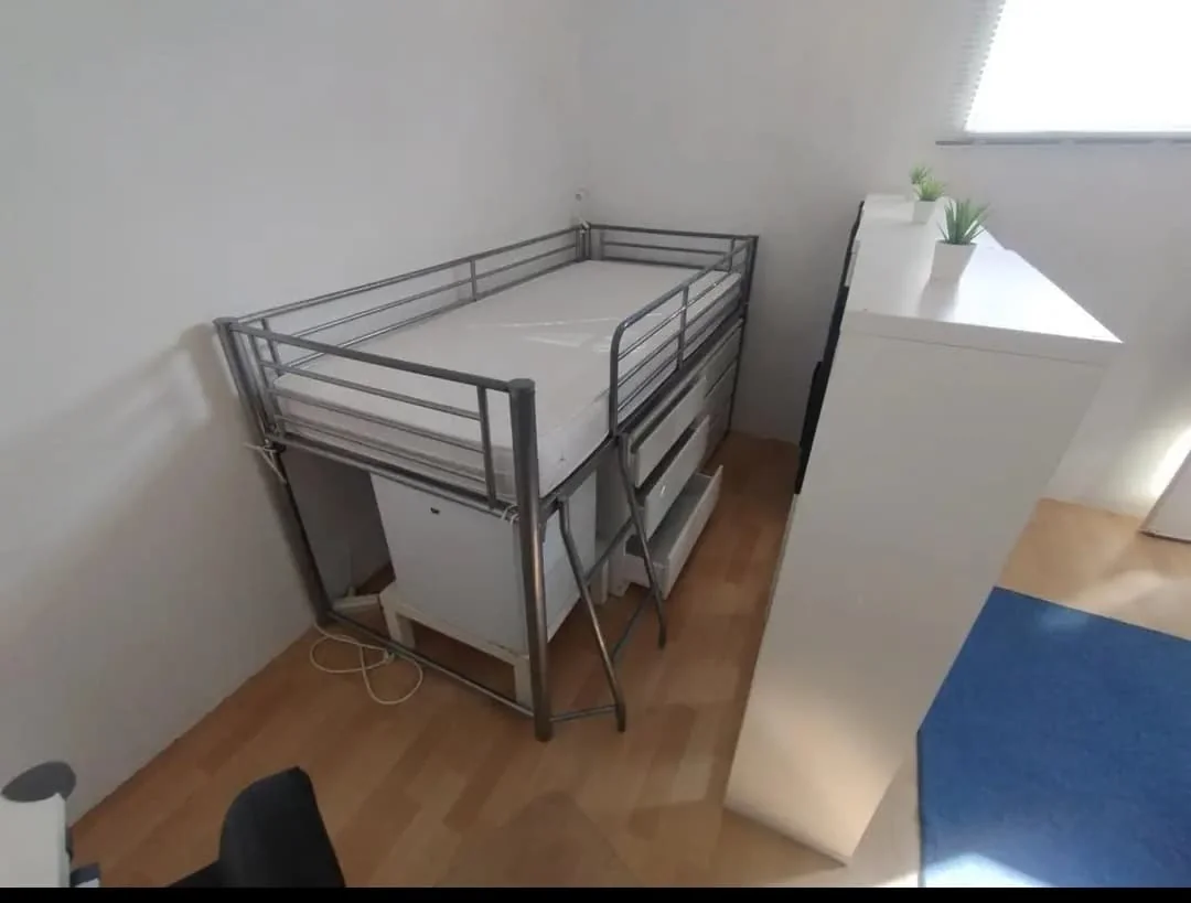 Foto van de Kamer gelegen aan de Veerlaan in Rotterdam