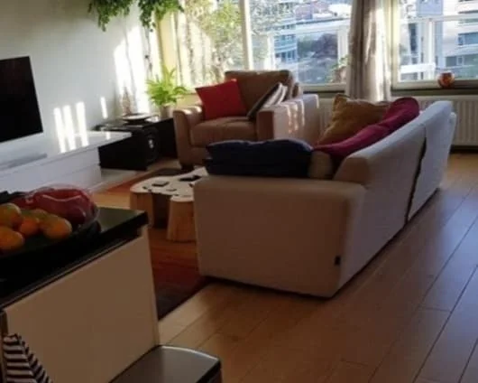Foto van de Kamer gelegen aan de Admiraliteitskade in Rotterdam