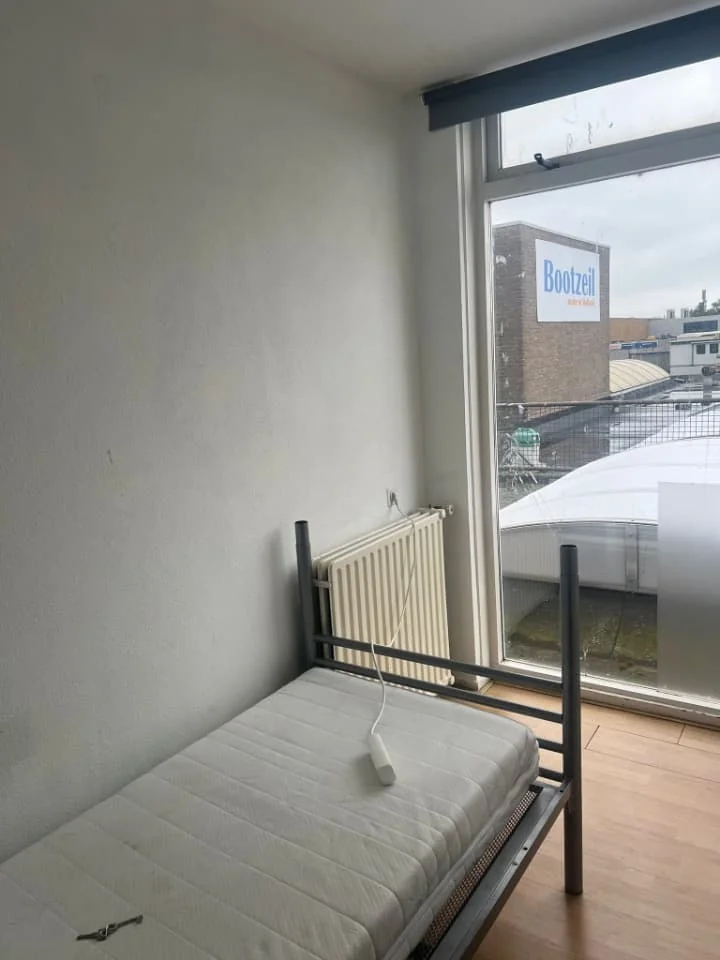 Foto van de Kamer gelegen aan de Ir. Lelyweg in Haarlem