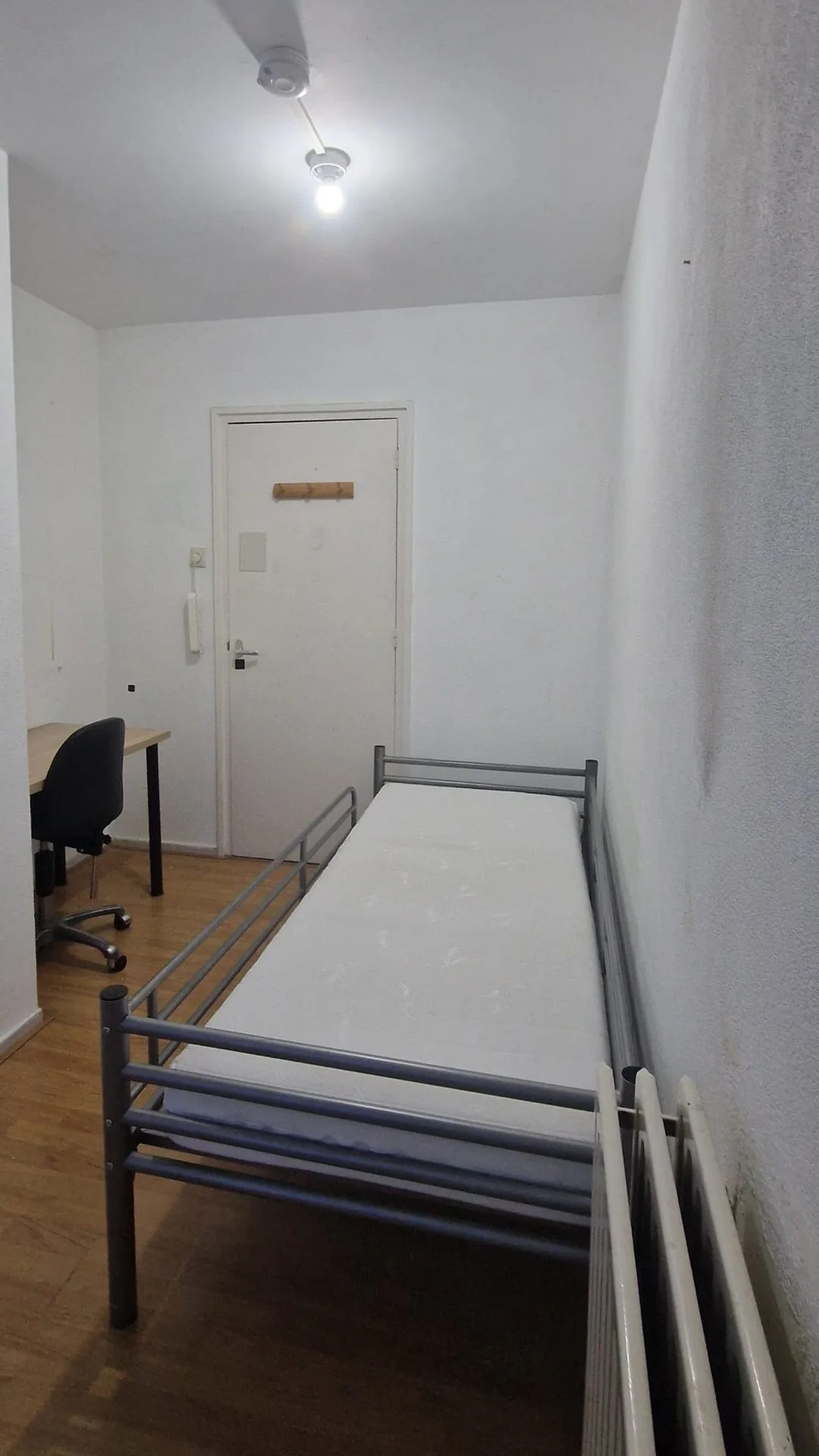 Foto van de Kamer gelegen aan de Ir. Lelyweg in Haarlem