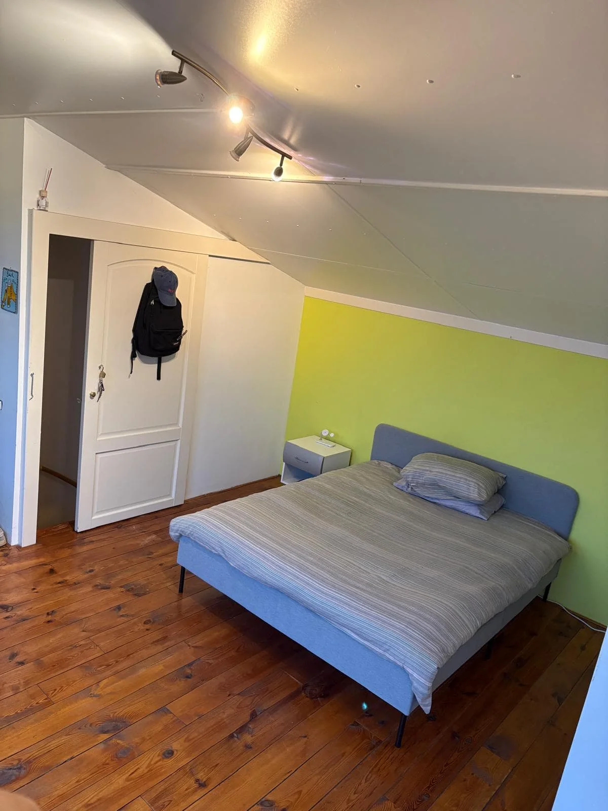 Foto van de Kamer gelegen aan de Balearenlaan in Amsterdam