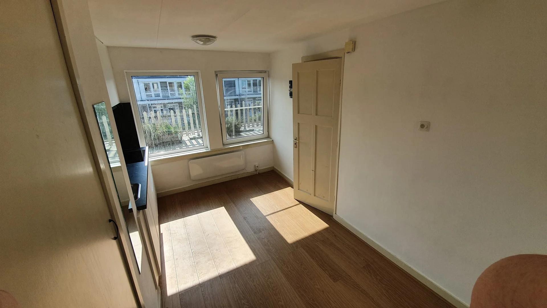 Foto van de Studio gelegen aan de Lanseloetstraat in Amsterdam