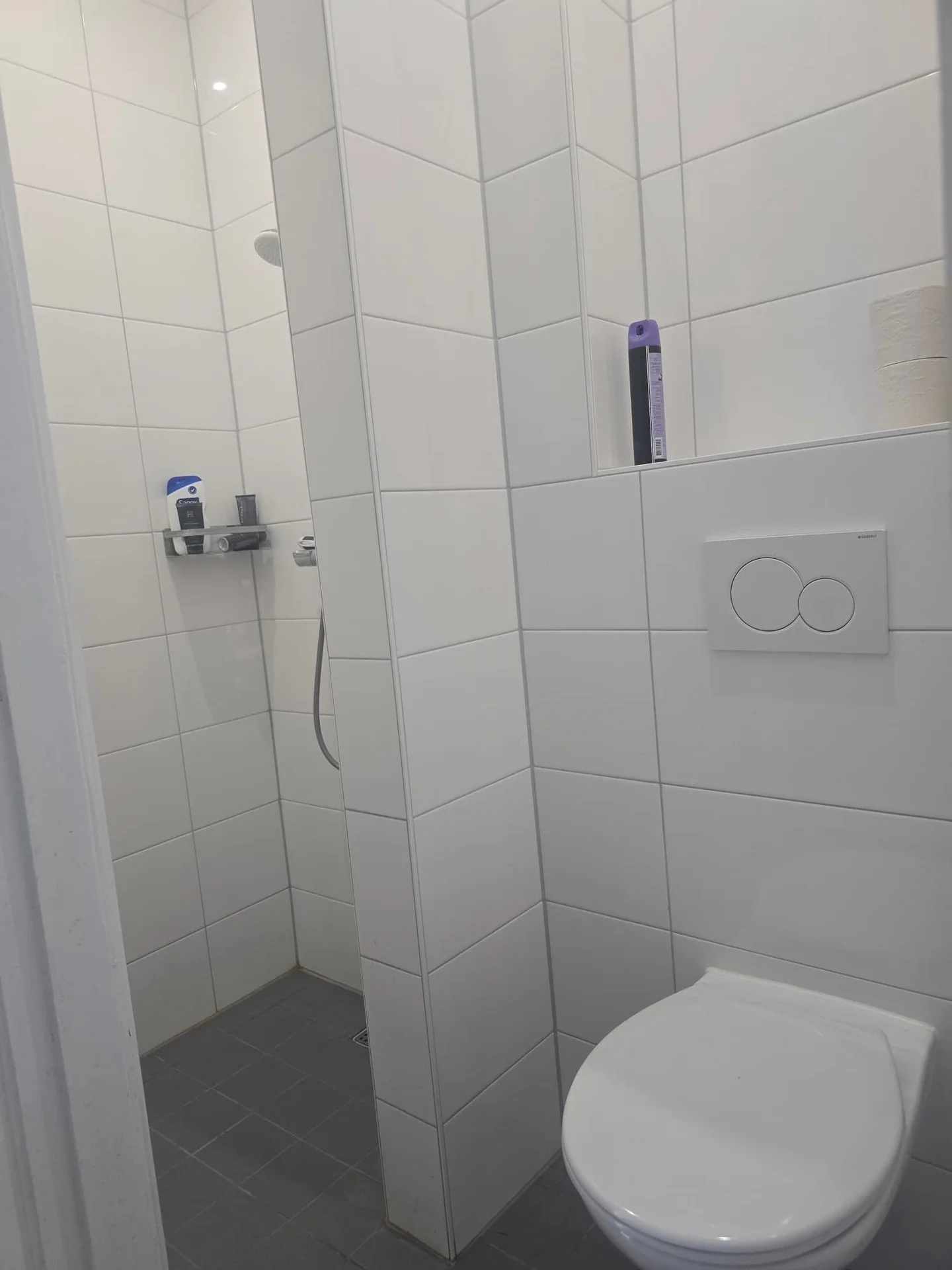 Foto van de Kamer gelegen aan de Weteringkade in Den Haag
