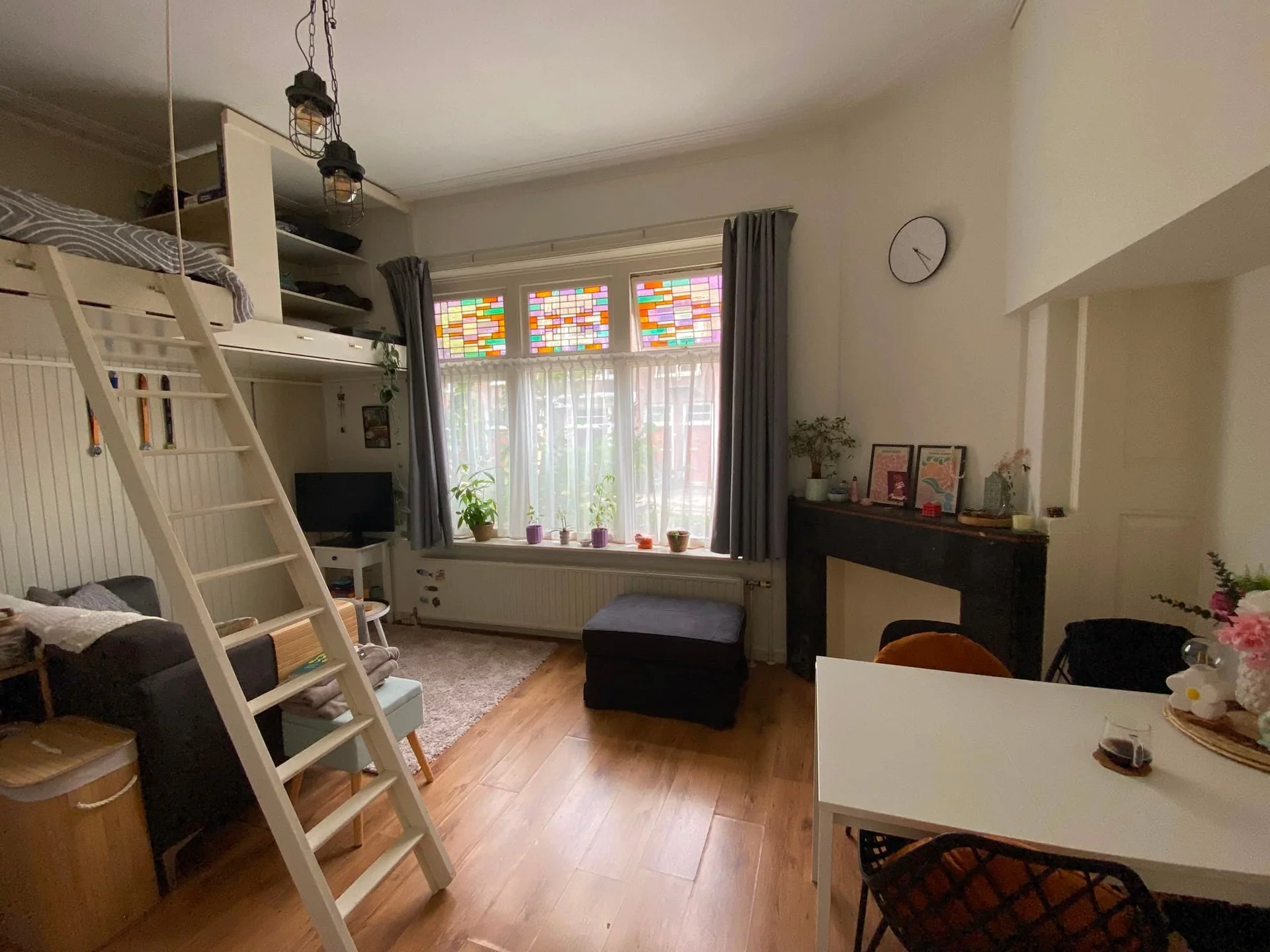 Foto van de Kamer gelegen aan de Koninginnelaan in Groningen