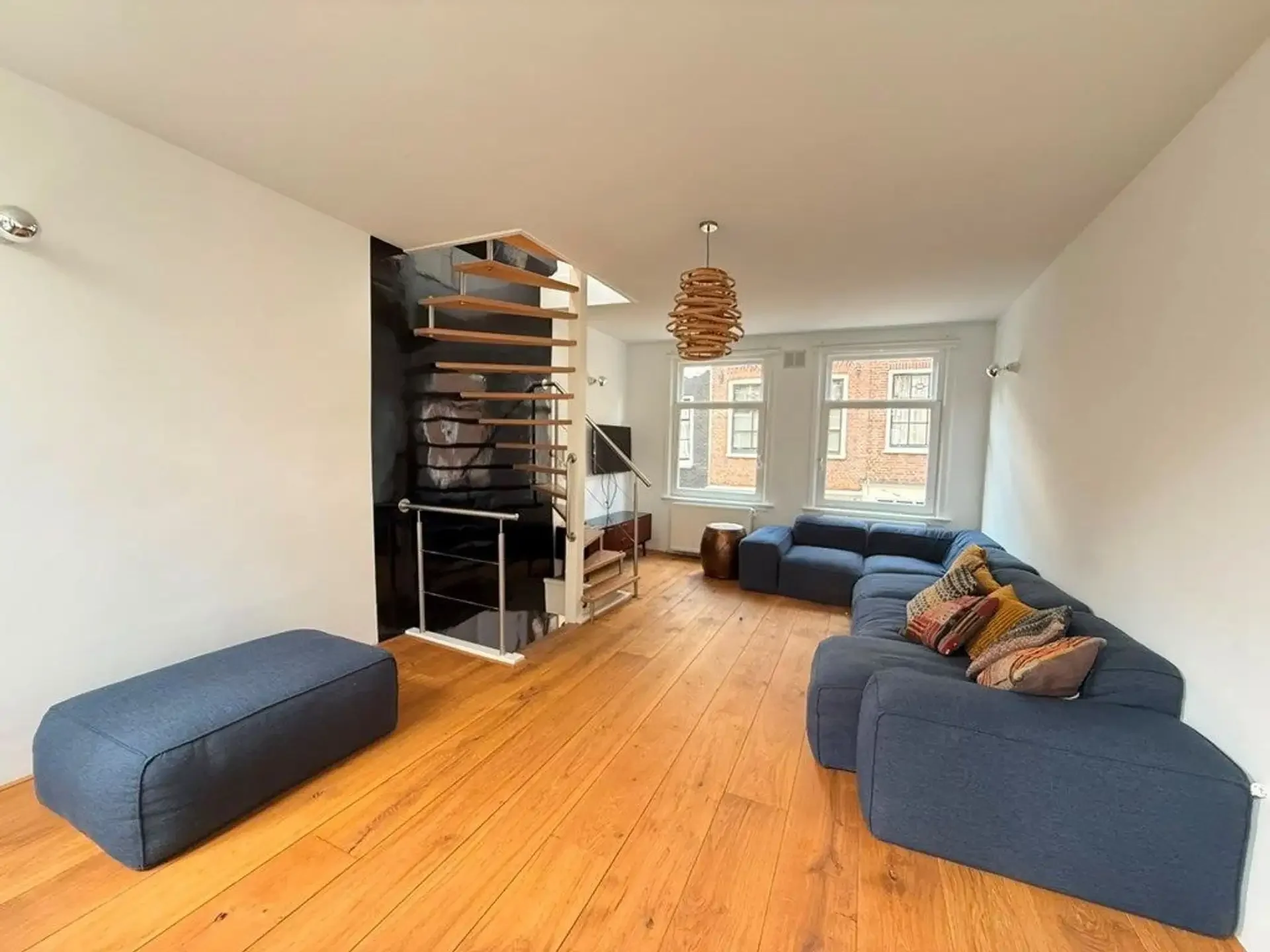 Foto van de Appartement gelegen aan de Binnen Oranjestraat in Amsterdam