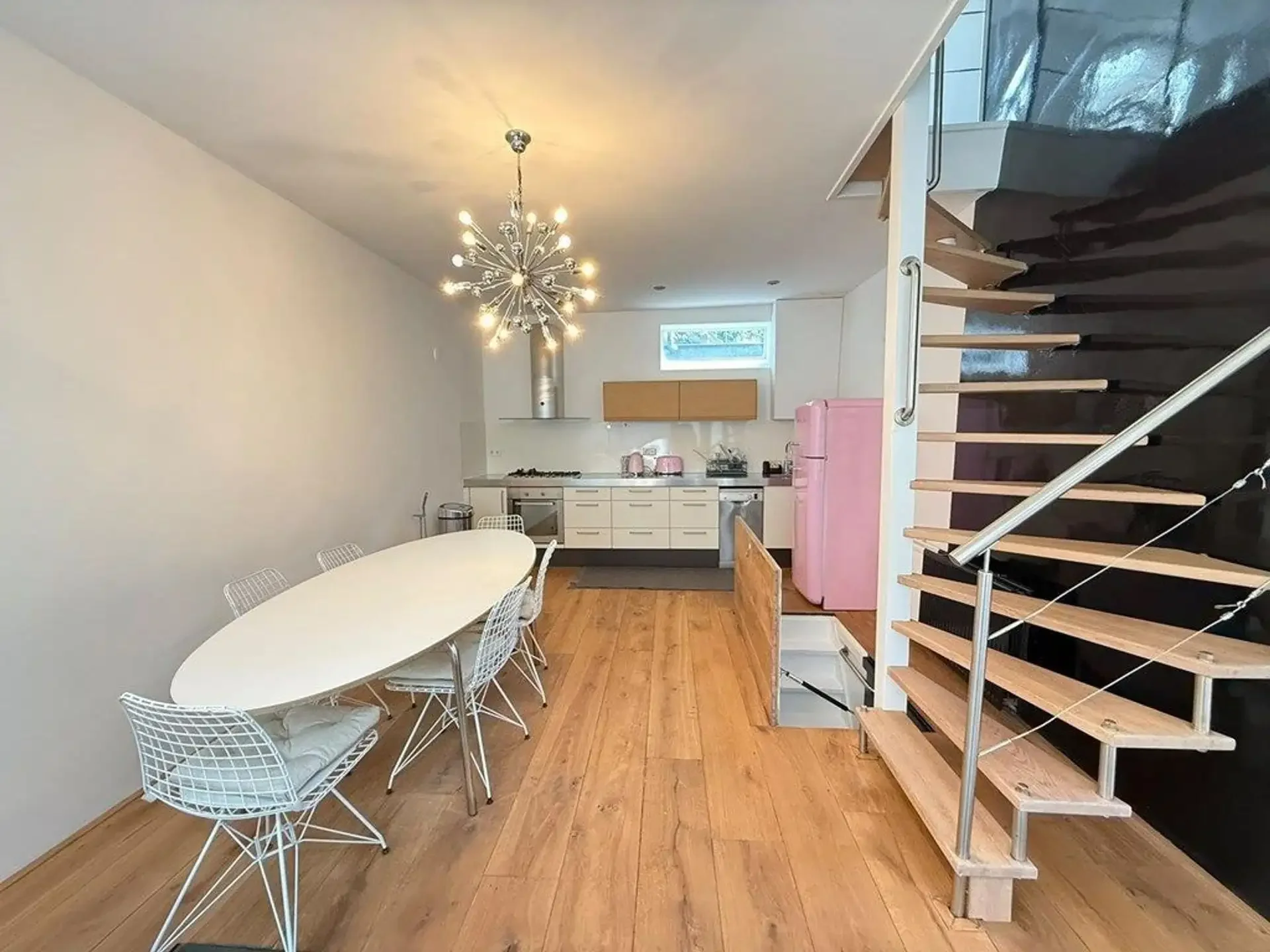 Foto van de Appartement gelegen aan de Binnen Oranjestraat in Amsterdam
