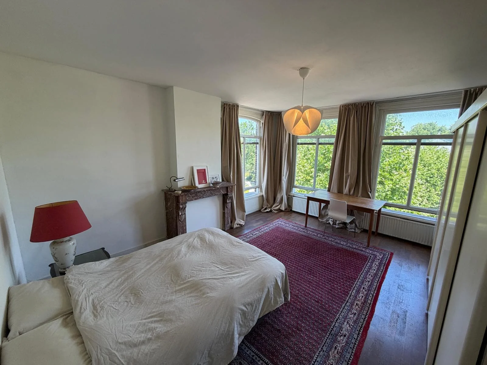 Foto van de Kamer gelegen aan de Plantage Middenlaan in Amsterdam