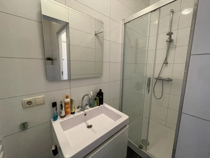 Foto van de Kamer gelegen aan de Generaal van der Heijdenstraat in Rotterdam