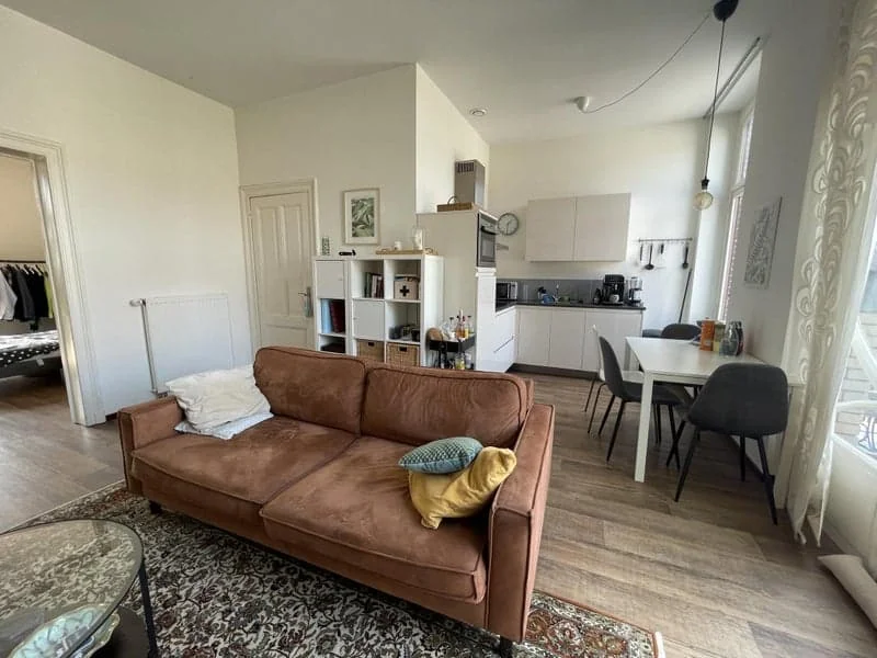 Foto van de Kamer gelegen aan de Generaal van der Heijdenstraat in Rotterdam
