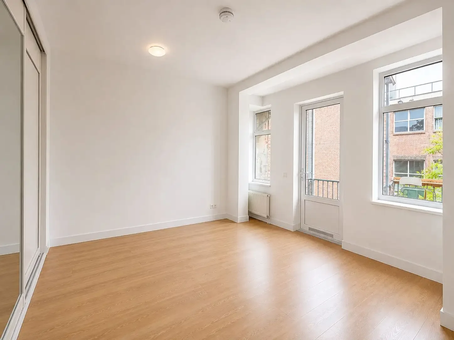 Foto van de Appartement gelegen aan de Duivenvoordestraat in Rotterdam