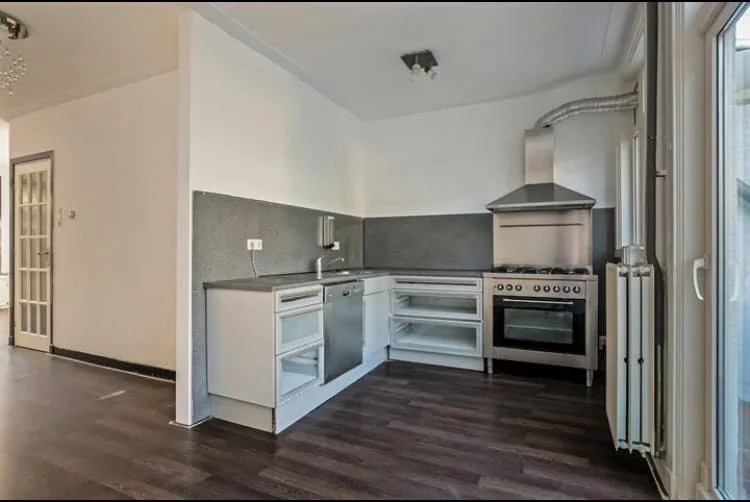 Foto van de Kamer gelegen aan de Donkerslootstraat in Rotterdam