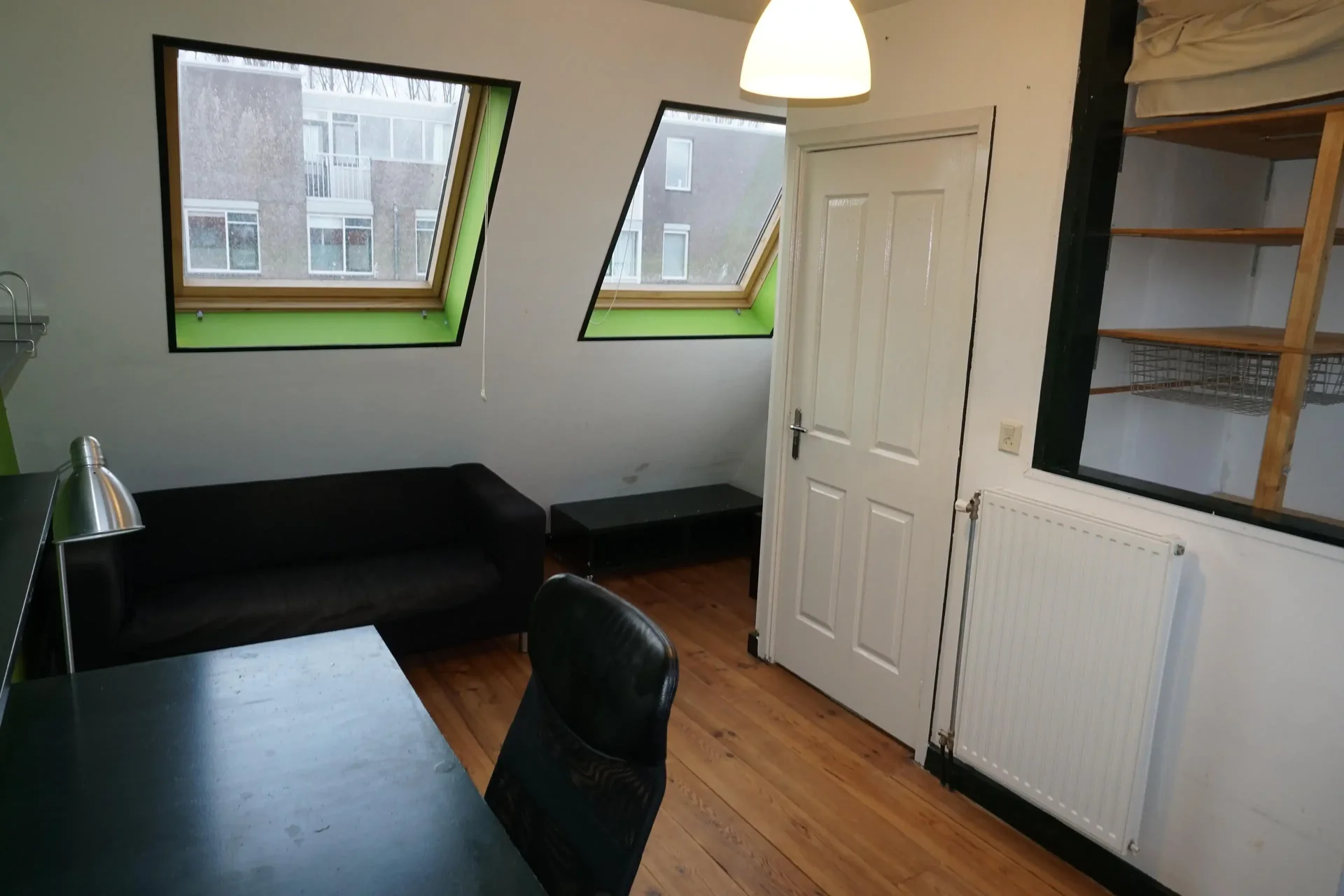 geblurde versie van de foto als achtergrond