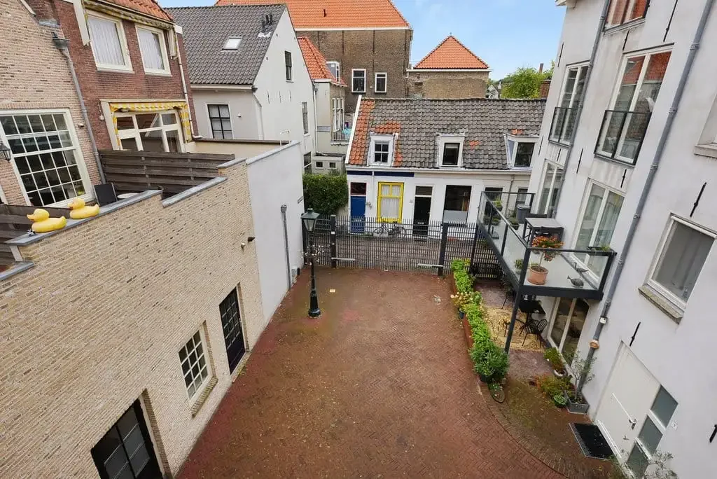 geblurde versie van de foto als achtergrond