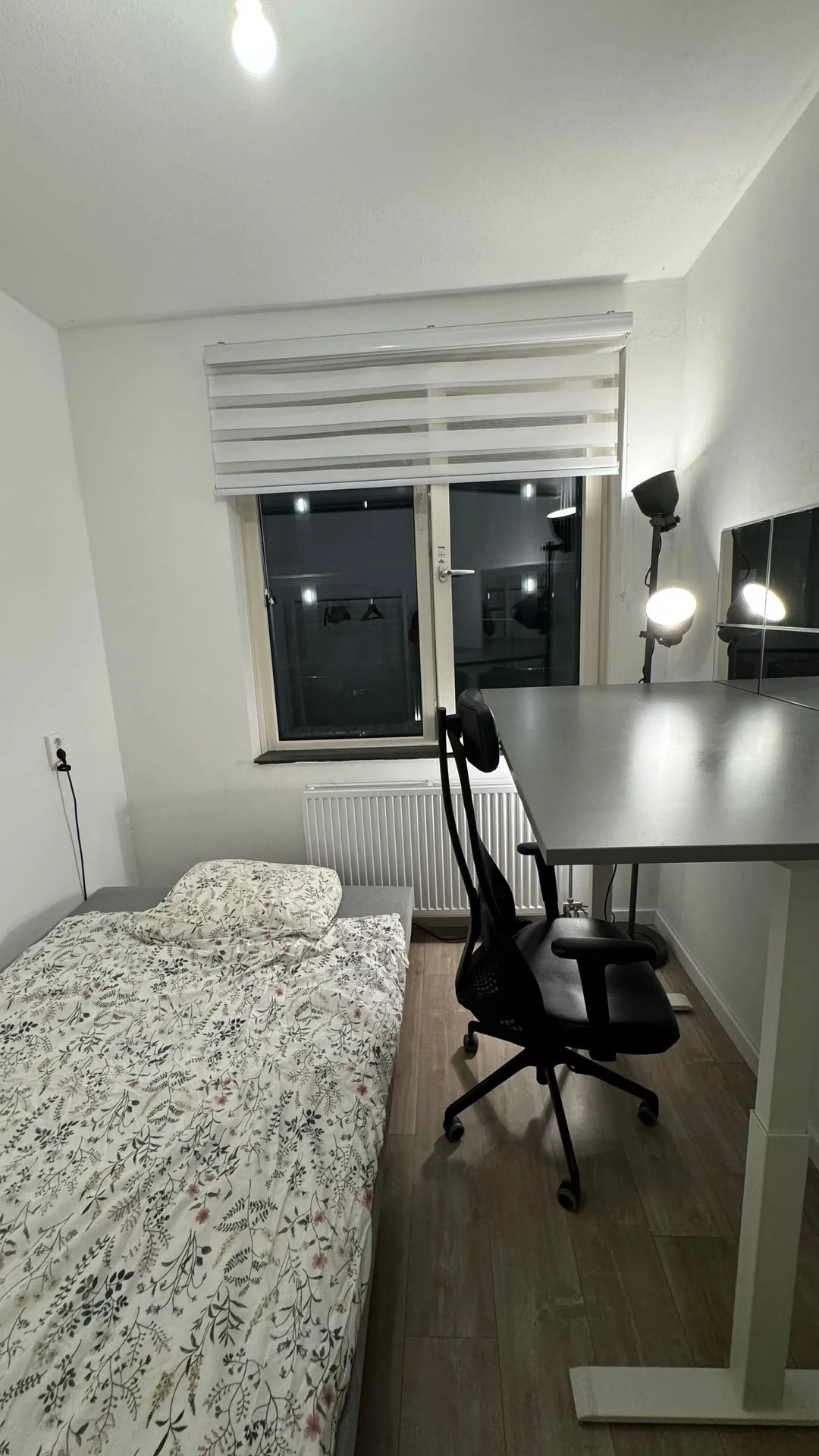 Foto van de Kamer gelegen aan de Wolbrantskerkweg in Amsterdam