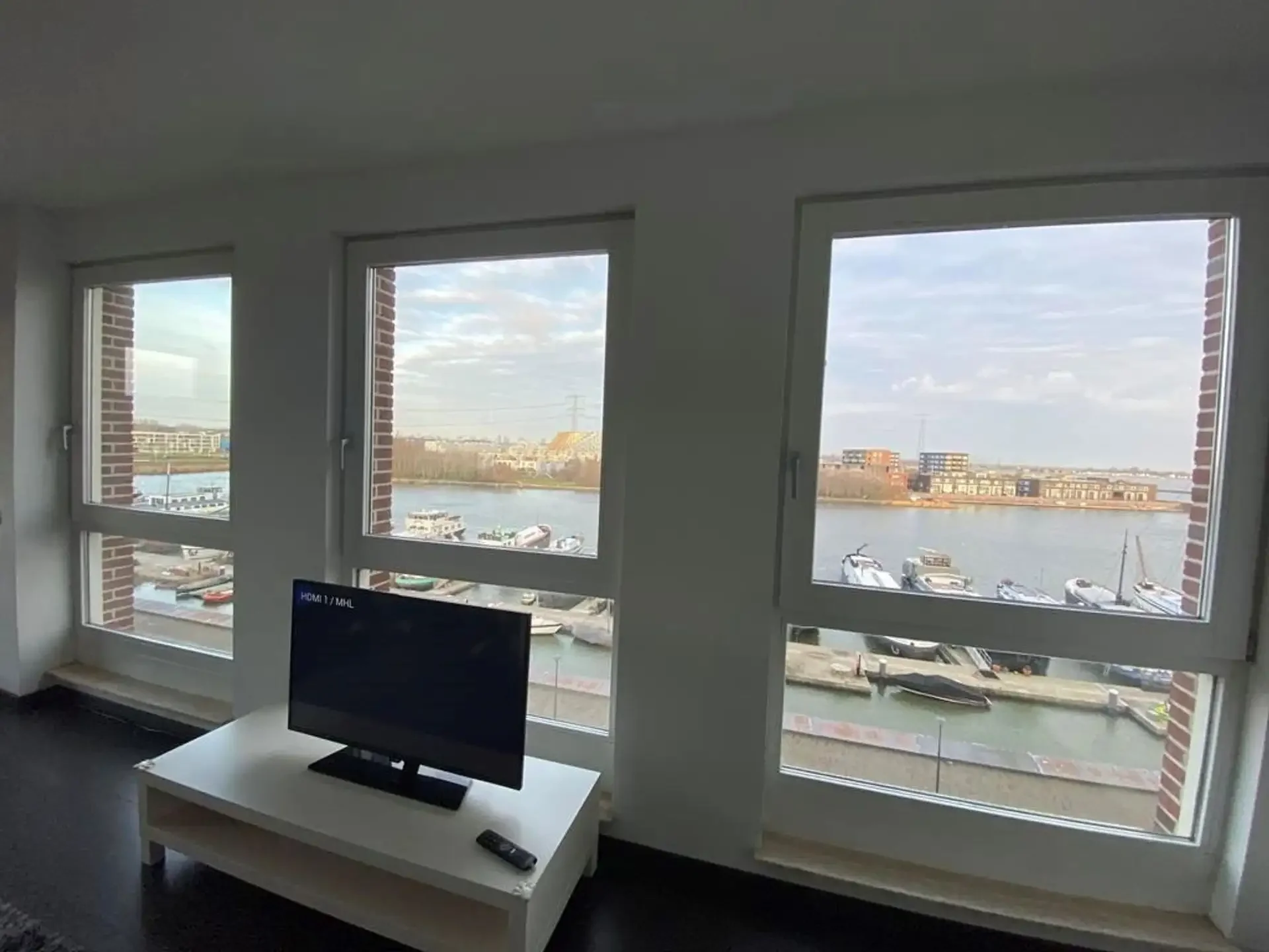 Foto van de Appartement gelegen aan de Cas Oorthuyskade in Amsterdam