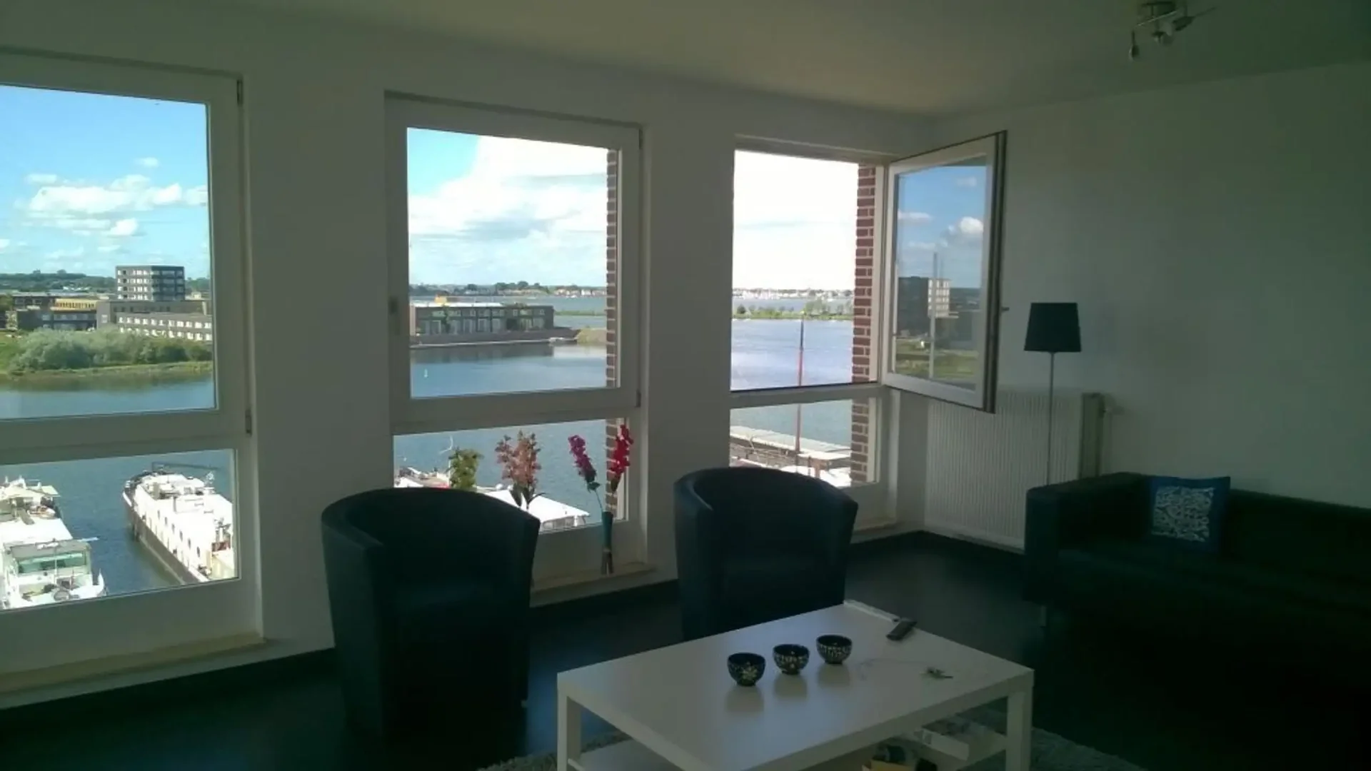 Foto van de Appartement gelegen aan de Cas Oorthuyskade in Amsterdam