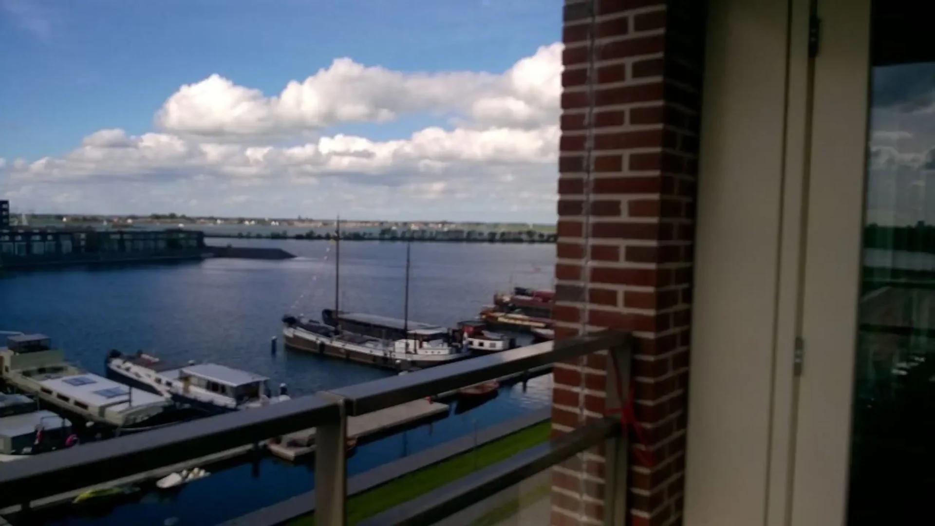 Foto van de Appartement gelegen aan de Cas Oorthuyskade in Amsterdam
