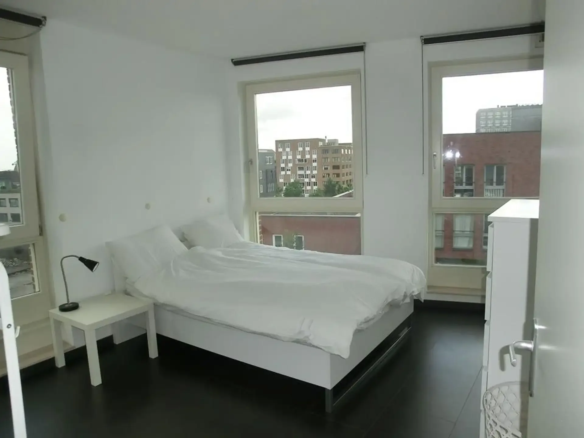 Foto van de Appartement gelegen aan de Cas Oorthuyskade in Amsterdam