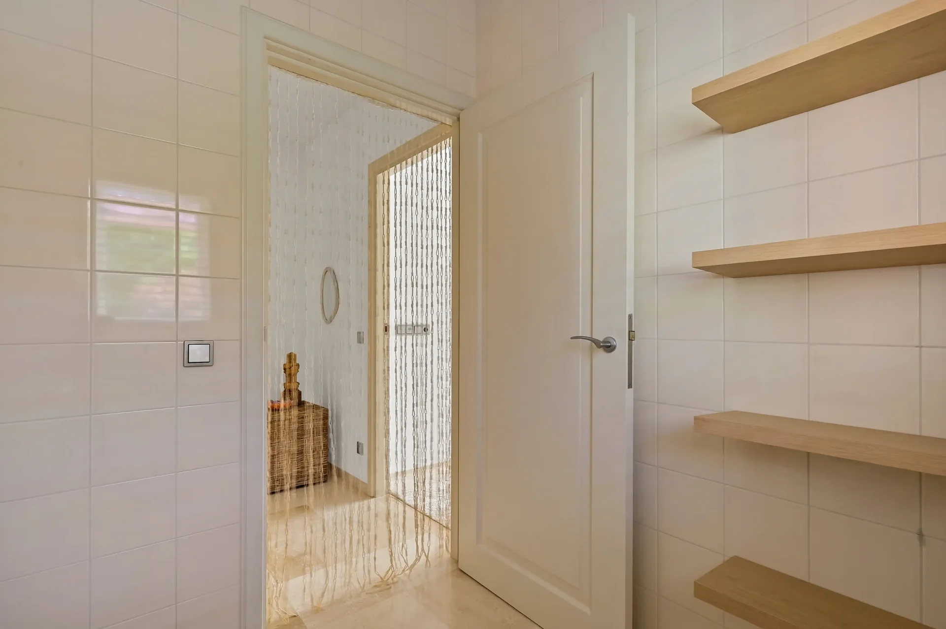 Foto van de Appartement gelegen aan de Johan Watelerpad in Den Haag