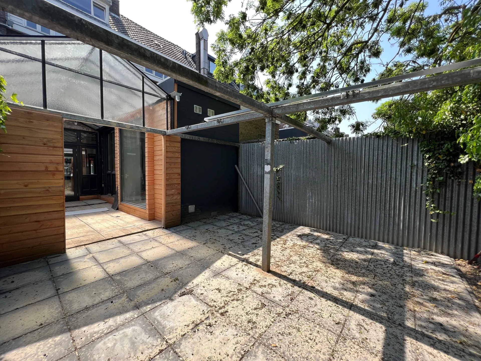 Foto van de Appartement gelegen aan de Kleiweg in Rotterdam
