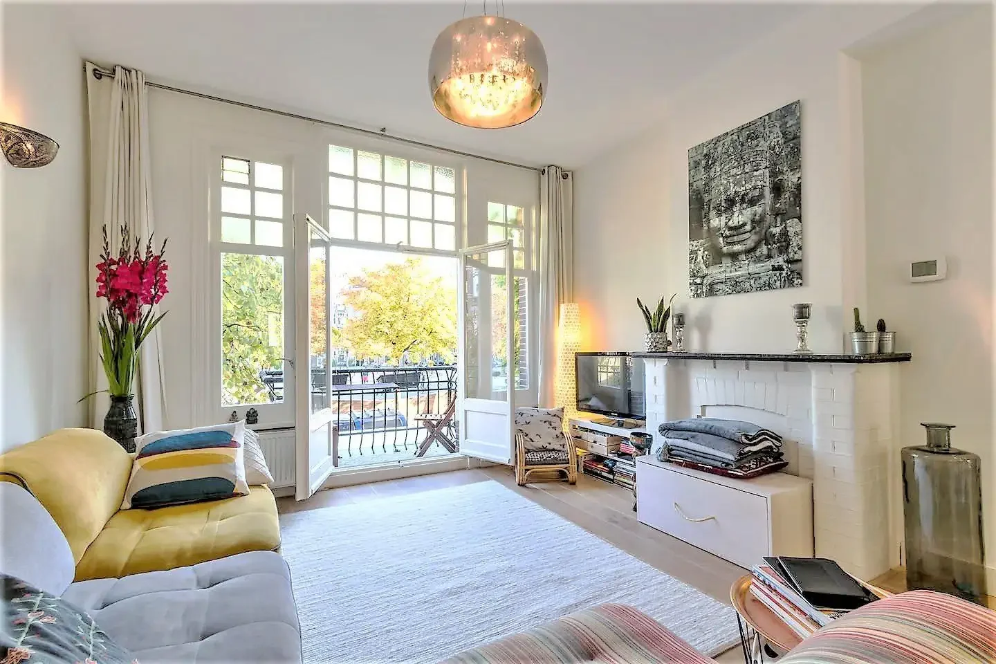 Foto van de Appartement gelegen aan de Steve Bikoplein in Amsterdam