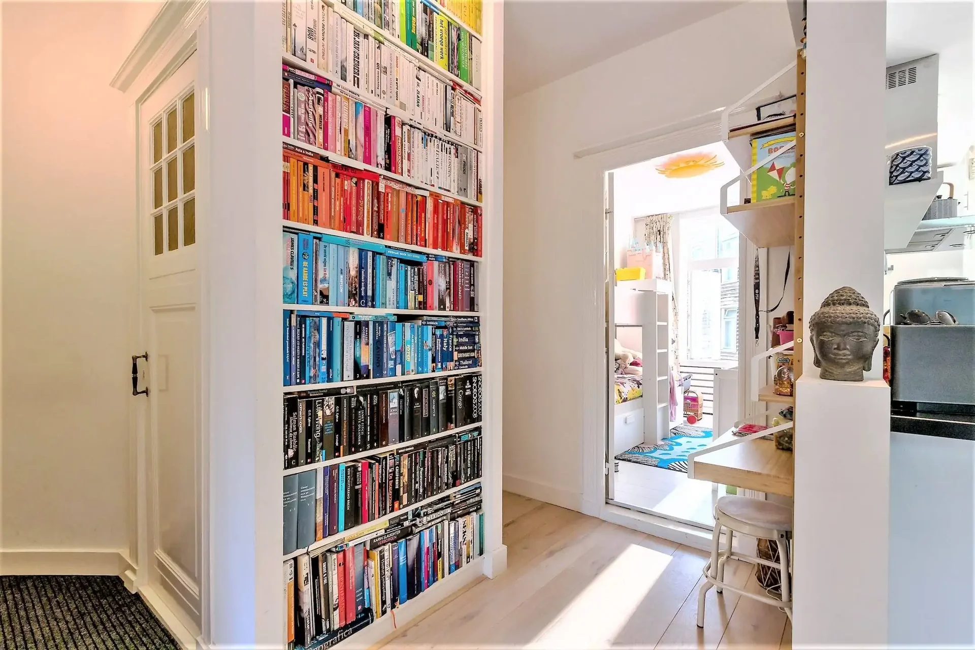 Foto van de Appartement gelegen aan de Steve Bikoplein in Amsterdam
