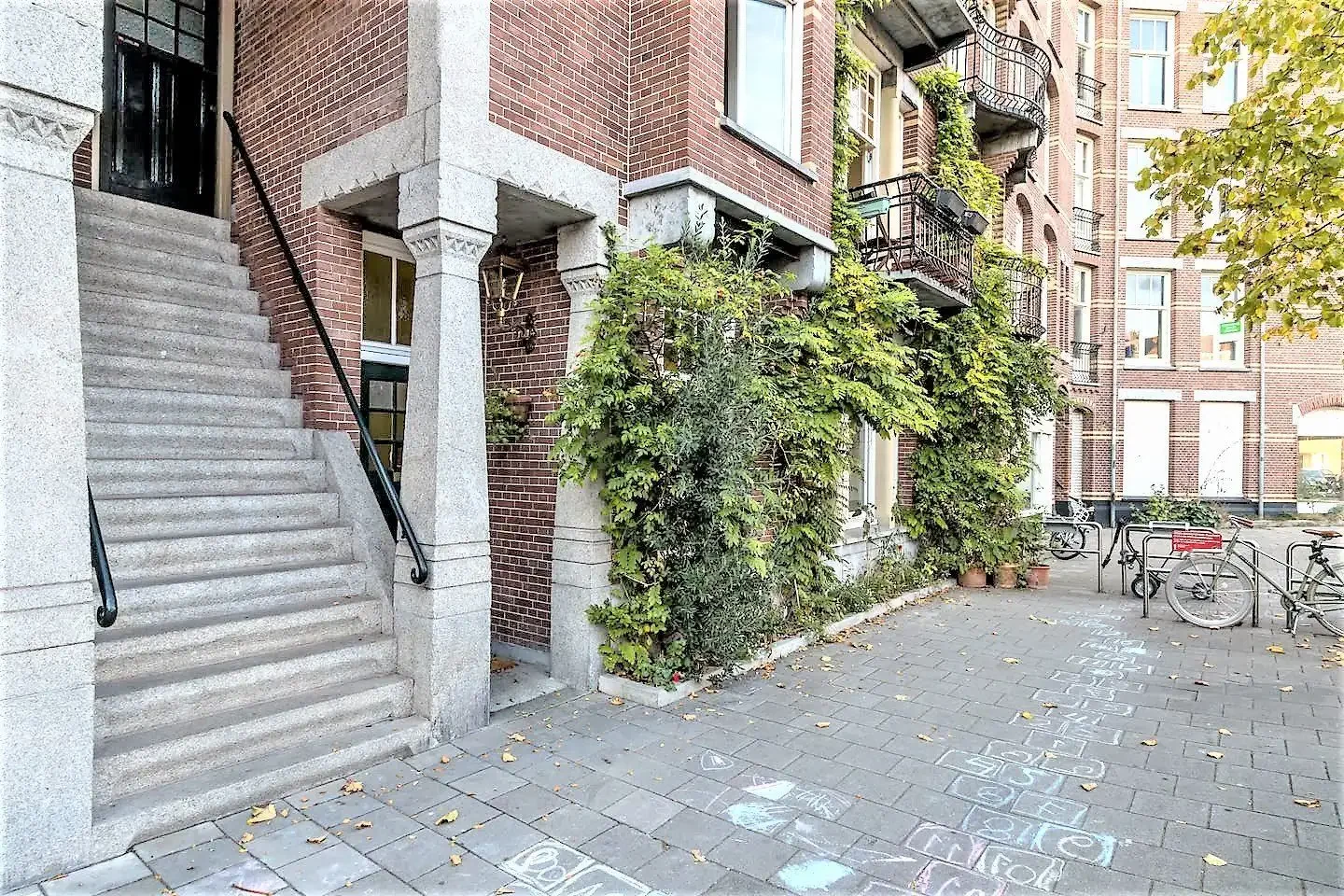 Foto van de Appartement gelegen aan de Steve Bikoplein in Amsterdam