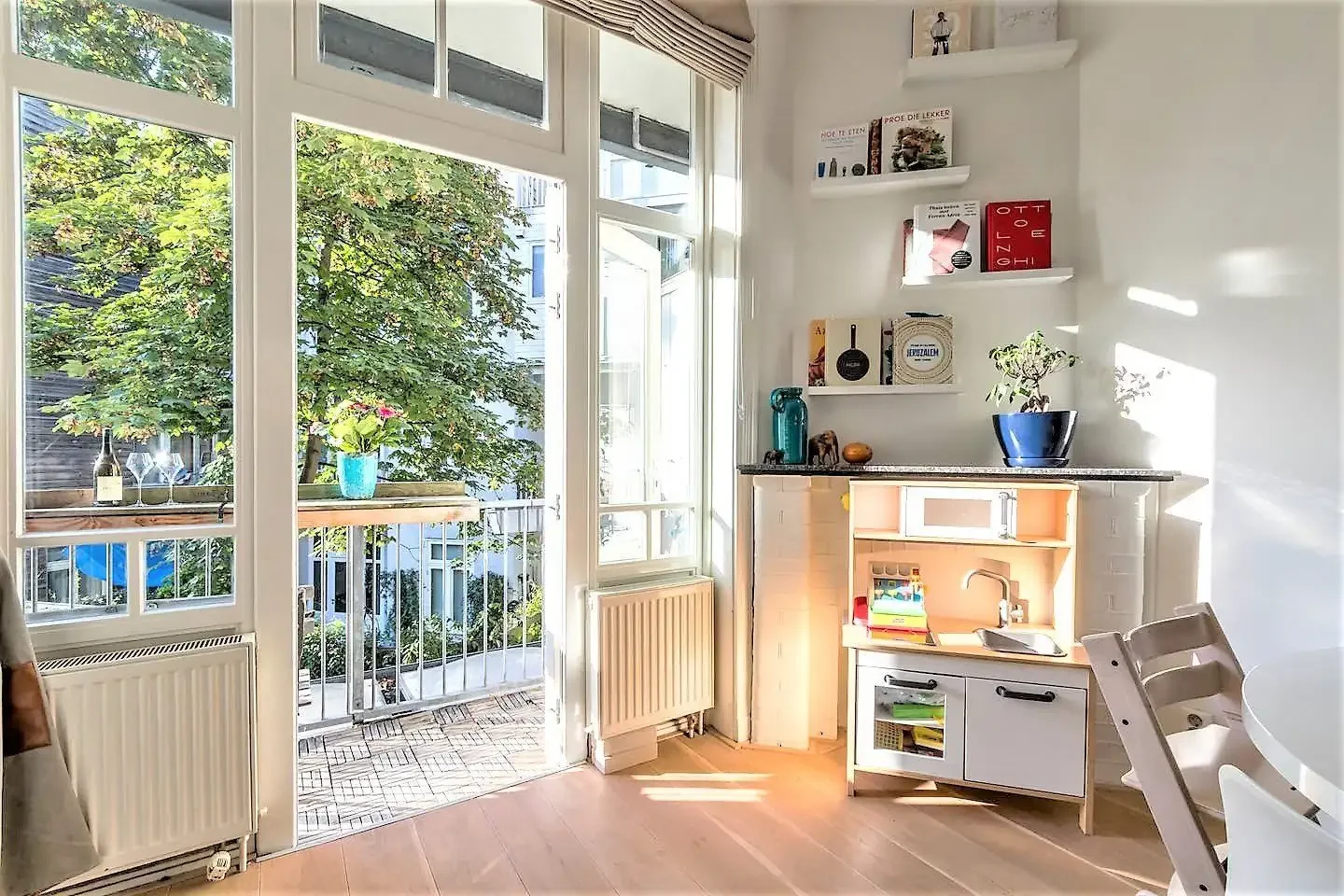 Foto van de Appartement gelegen aan de Steve Bikoplein in Amsterdam