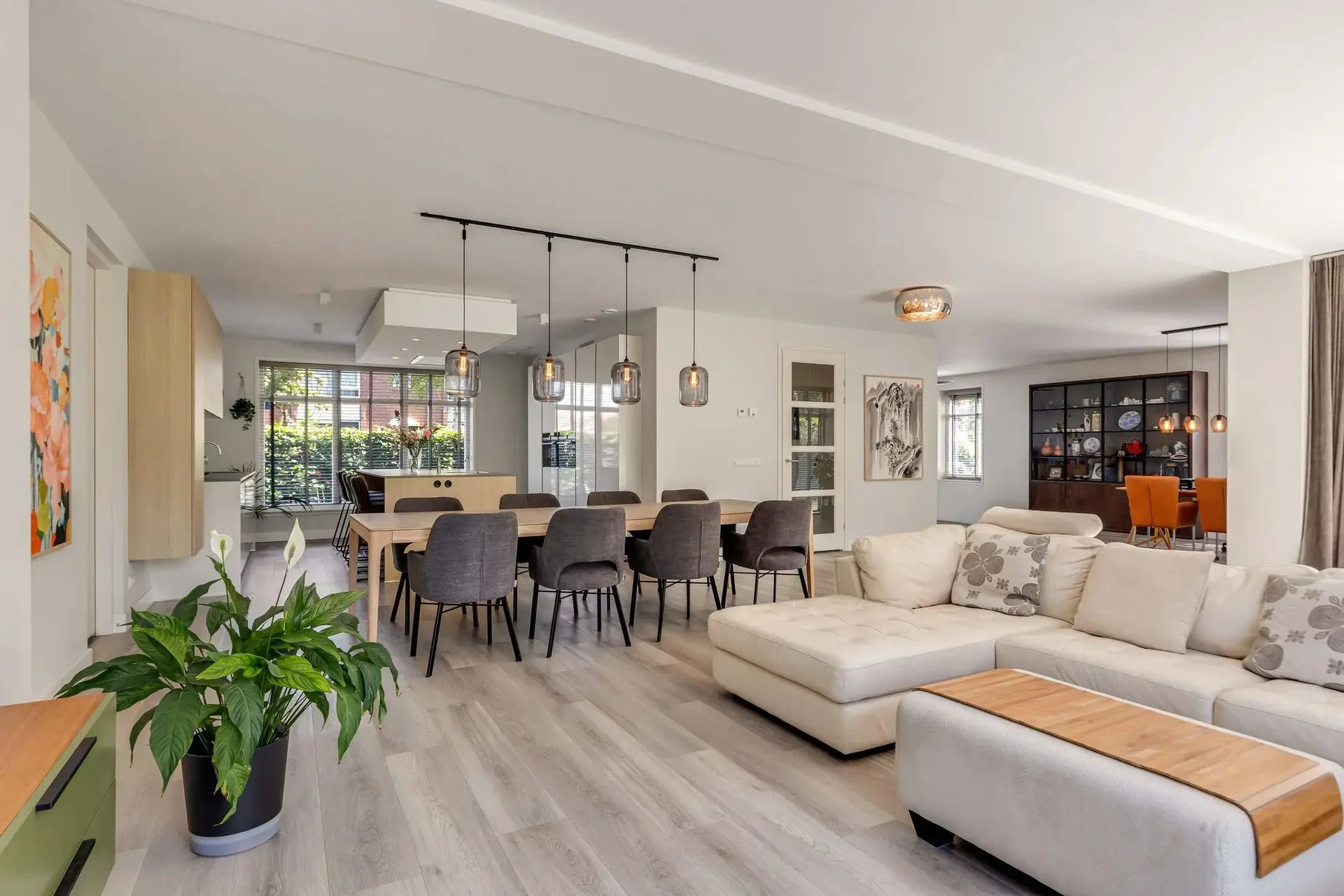 Foto van de Appartement gelegen aan de Hortensialaan in Amstelveen