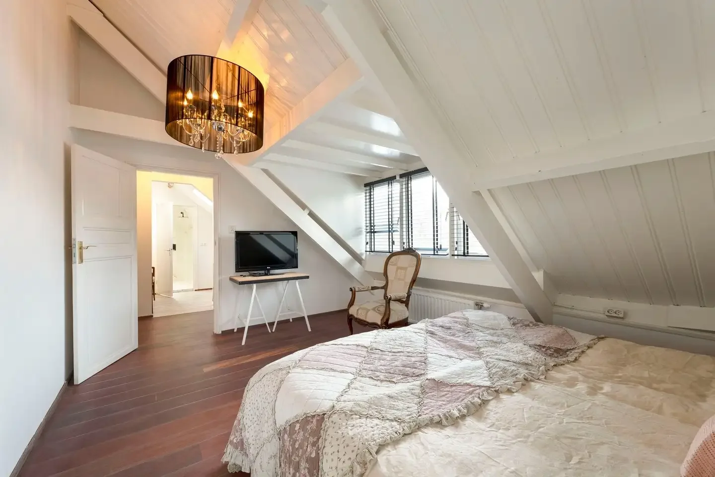 Foto van de Appartement gelegen aan de Couperusweg in Hilversum